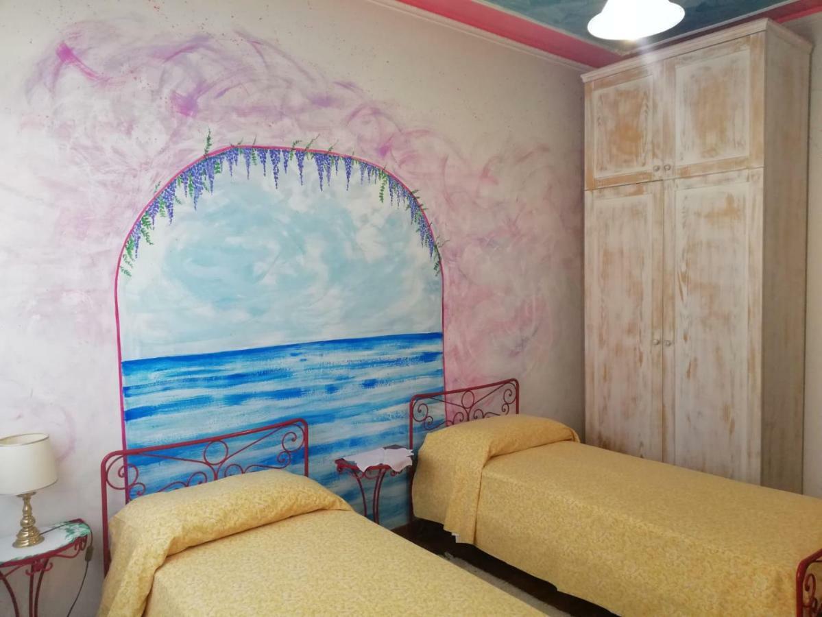 Terrazze Dell'Artista Acomodação com café da manhã Saletto Exterior foto
